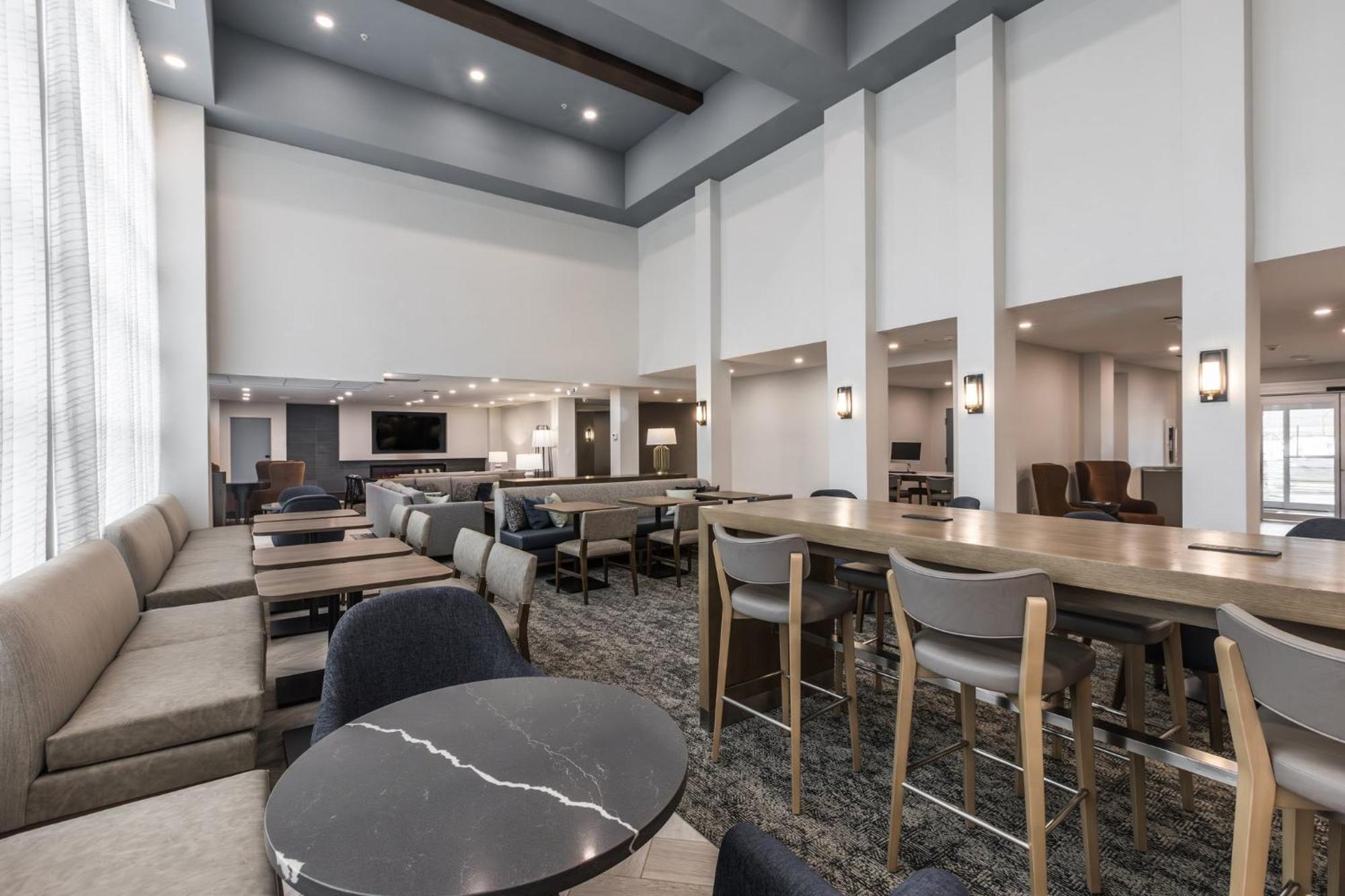 Staybridge Suites - Dawson Creek By Ihg Exterior photo